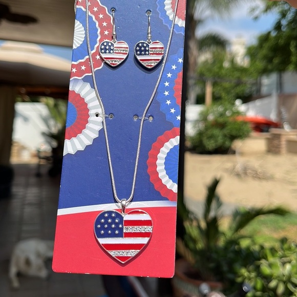 Necklace and earring set 4th of July! - Picture 5 of 7